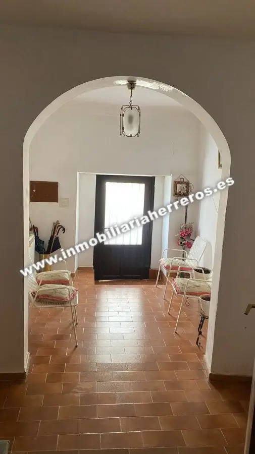 Venta Casa con Chimenea en Entrena 5 Dorm 2 Baños