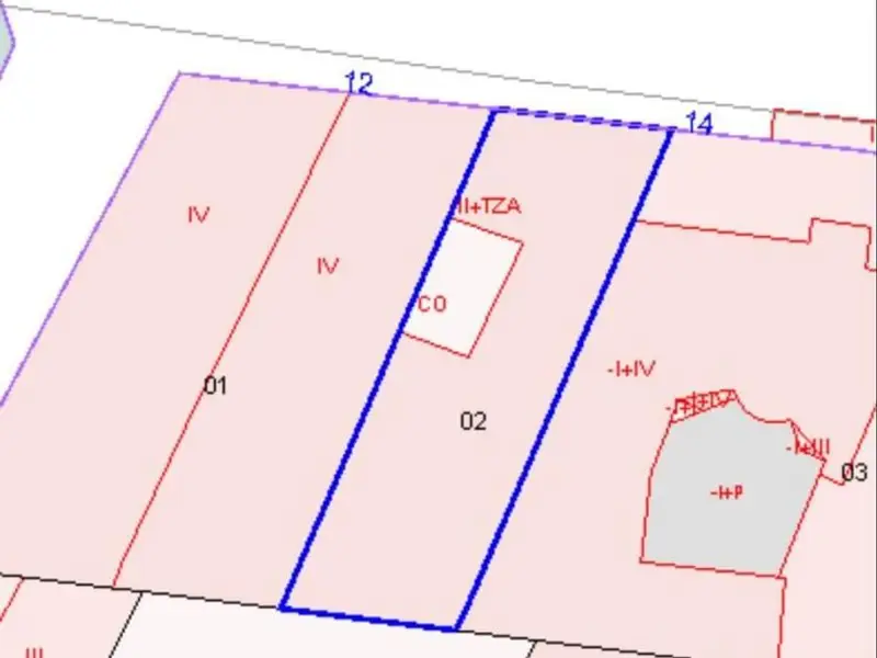 Piso en venta en Almería 3 dormitorios 2 baños para reformar