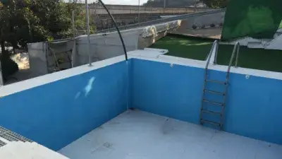 Chalet en venta en Ubeda con piscina y gran parcela