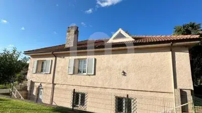 Chalet en venta en Avenida de León, 33