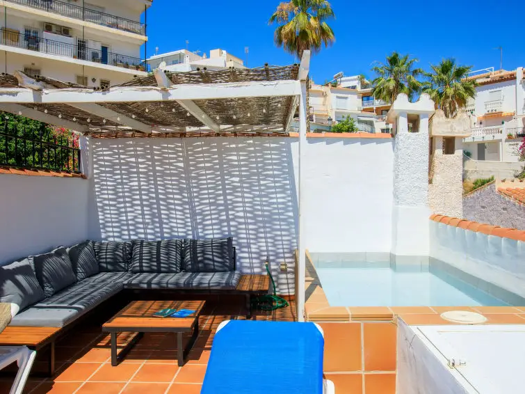 Casa Villa 2 Dormitorios Alquiler Nerja Espaa