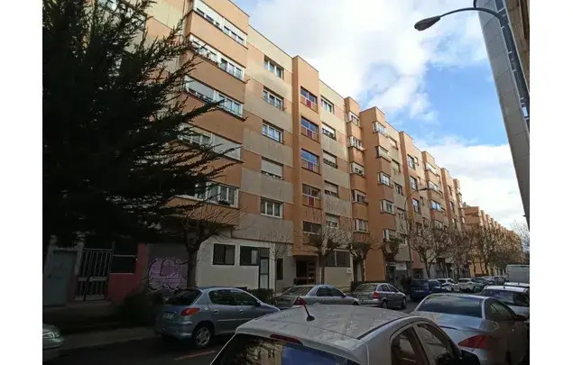 Alquiler Apartamento 3 Dormitorios 88m2 Pamplona