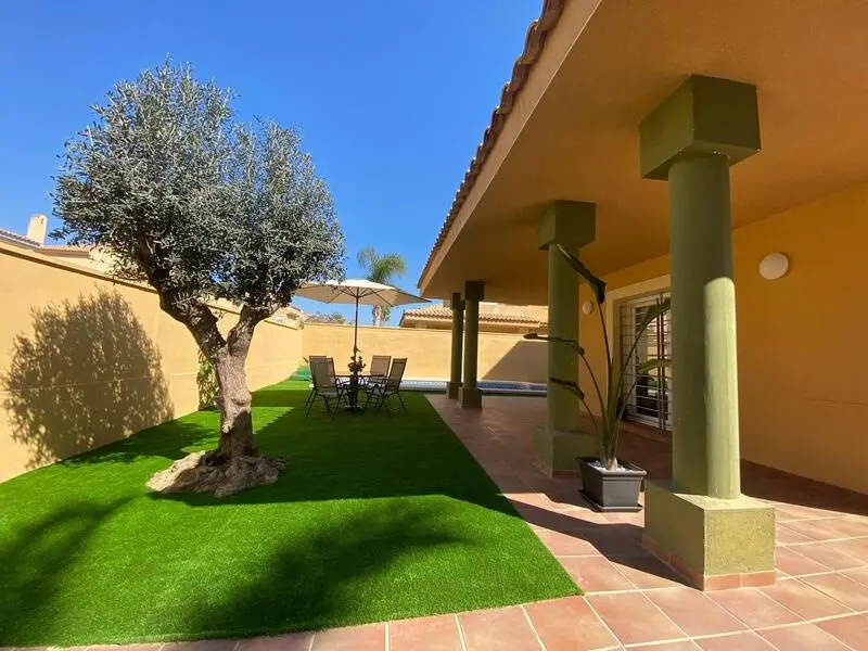 Villa 5 Dormitorios Benidorm Vistas Montaña Piscina Privada
