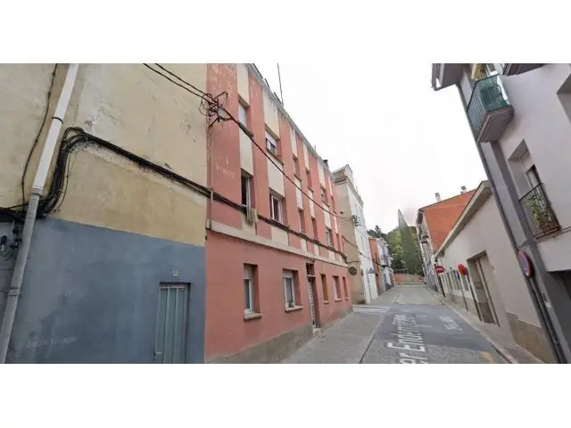 Piso en Girona para inversores, ocupado, libre de cargas
