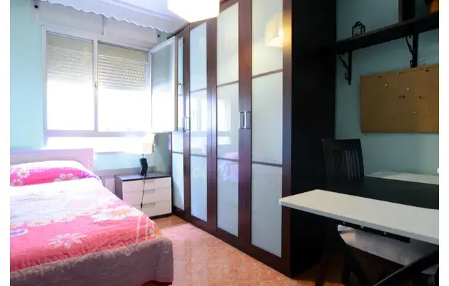 Alquiler Apartamento 3 Dormitorios Málaga Estudiantes