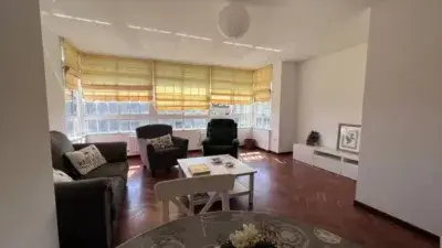 Chalet con dos viviendas en Vilaboa Culleredo