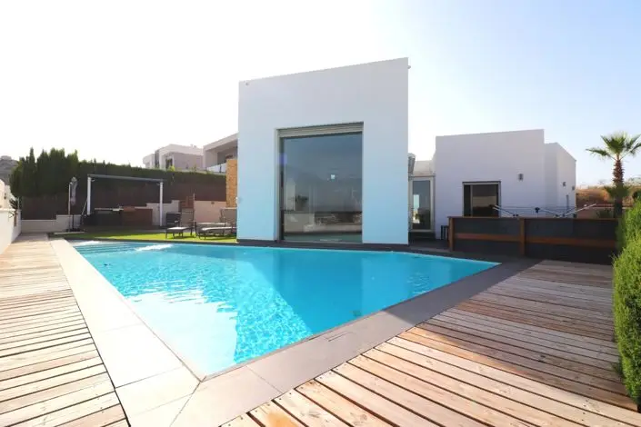 Villa 3 Dormitorios en Venta