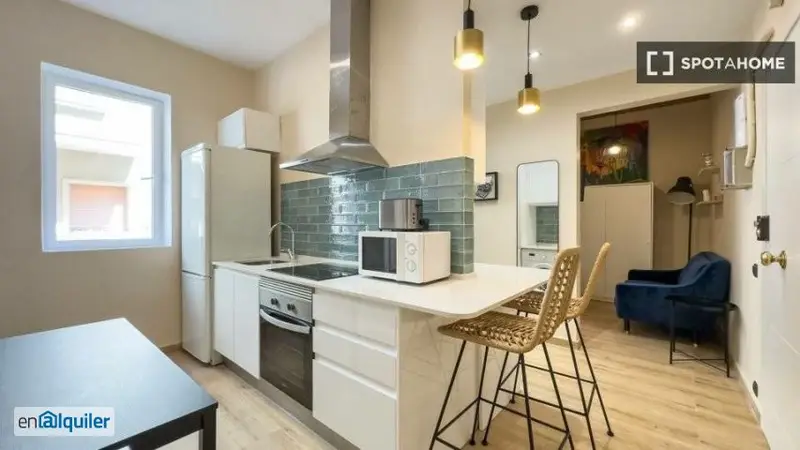 Encantador apartamento de 2 dormitorios en alquiler en La Barceloneta, cerca de la playa