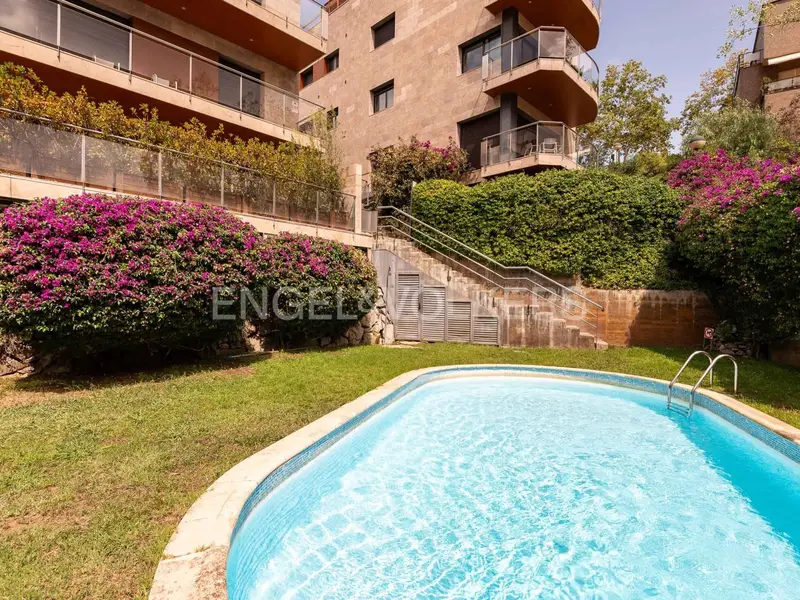 Atico en Sant Gervasi con Terraza 80m2 y Vistas