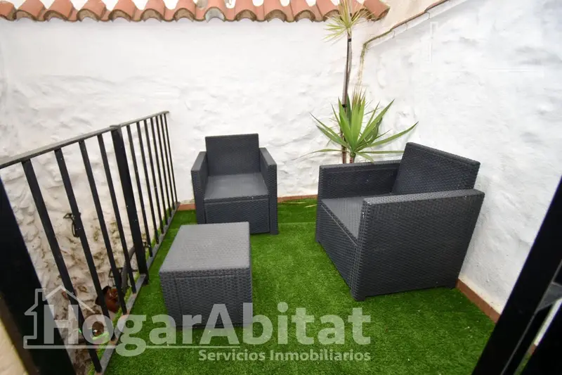 Casa con Terraza Cerca del Castillo de Onda