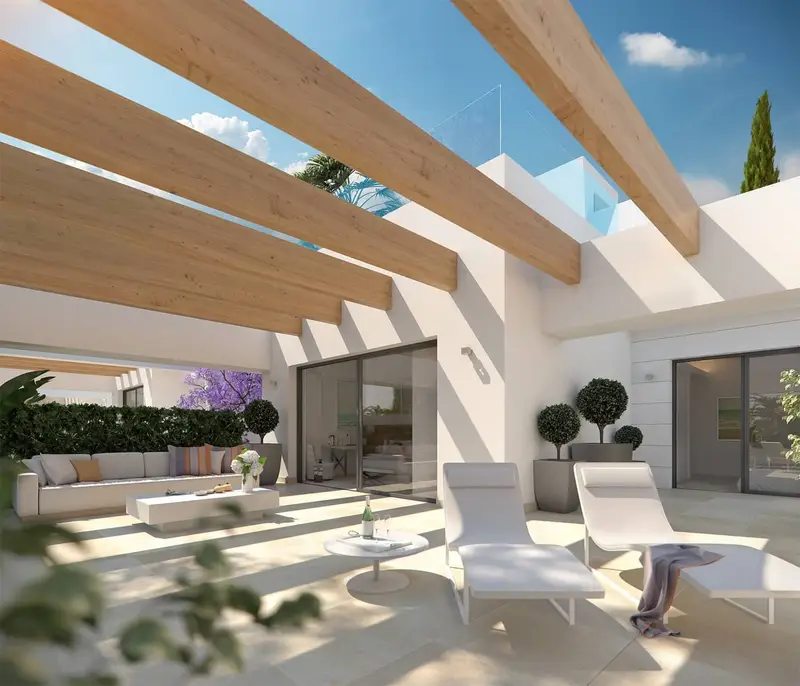 Villa en Venta San Pedro Alcántara 4 Dormitorios Piscina Privada Vistas al Mar