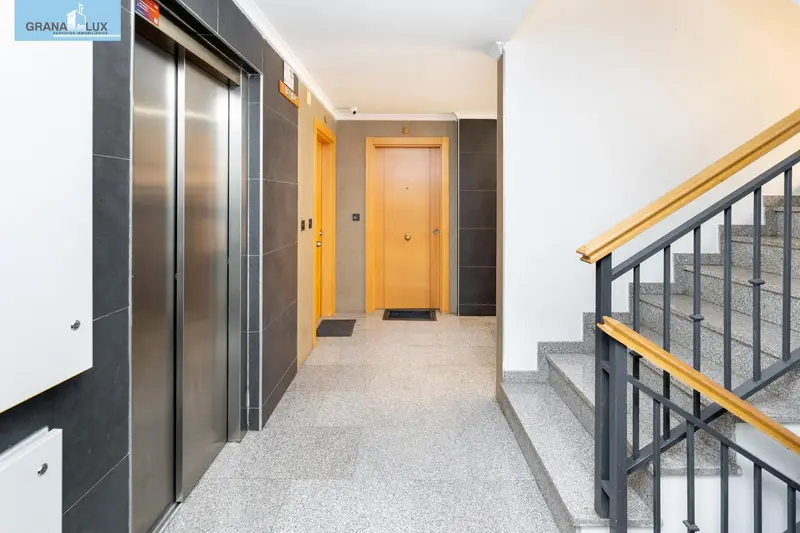 Venta Ático de Lujo en Churriana de la Vega con Vistas