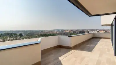 Atico en Valdemoro con terraza y excelentes comodidades