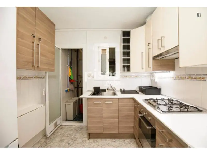 Habitación en Alquiler en Montigalà-Sant Crist