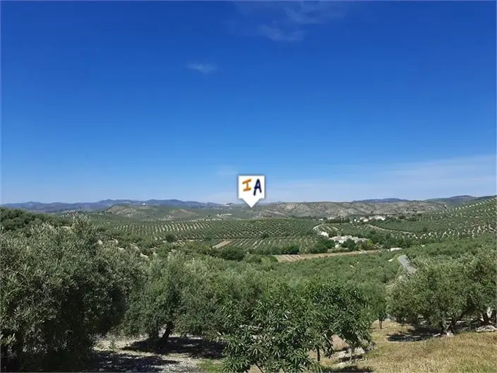 Cortijo con Terreno en Frailes Jaen para Reforma