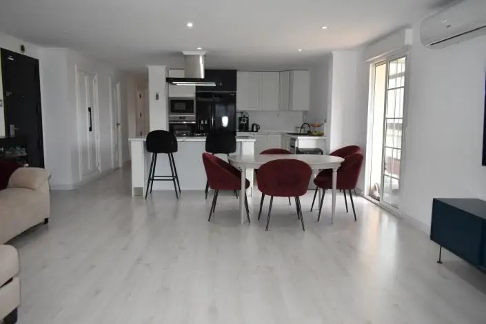 Apartamento 3 Dormitorios Plaza Mar 2 Alicante