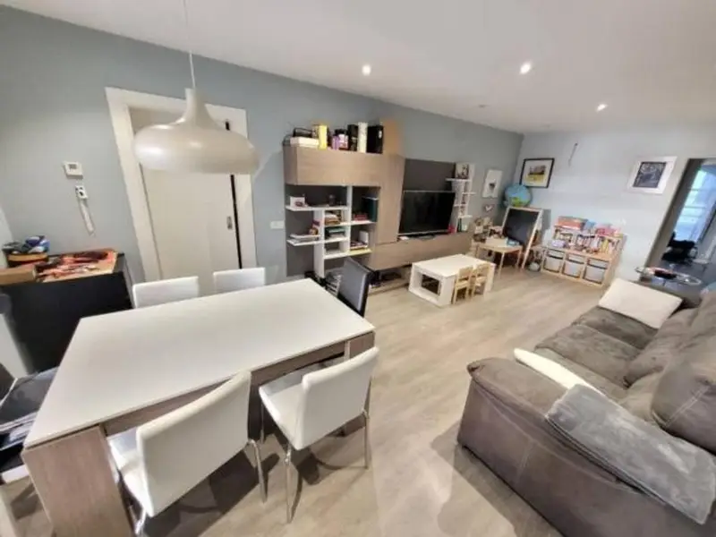 Piso Reformado en Centro de Avilés 3 Dormitorios 2 Baños