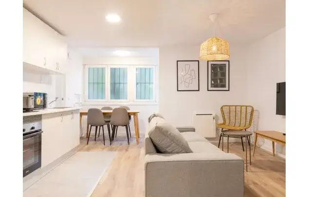 Alquiler Habitacion 85m2 Madrid Cocina Equipada Lavadora Balcon