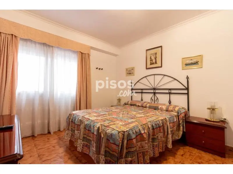 Habitacion Doble Amueblada con Patio Ideal Parejas