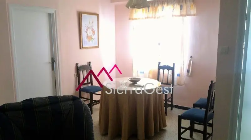 Venta Piso Centro Ubrique 70m2 3 Dormitorios Terraza