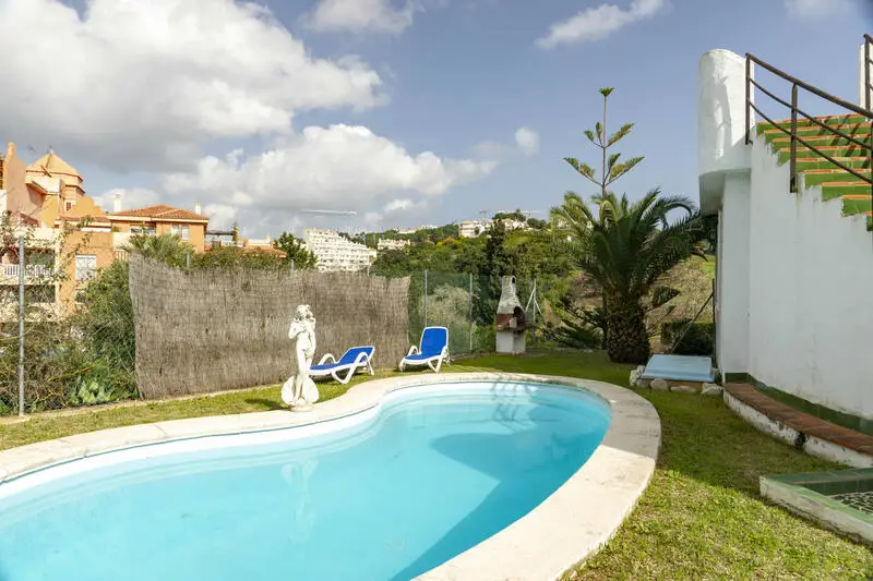 Villa en Venta Marbella 3 Dormitorios Piscina Privada Vistas Golf