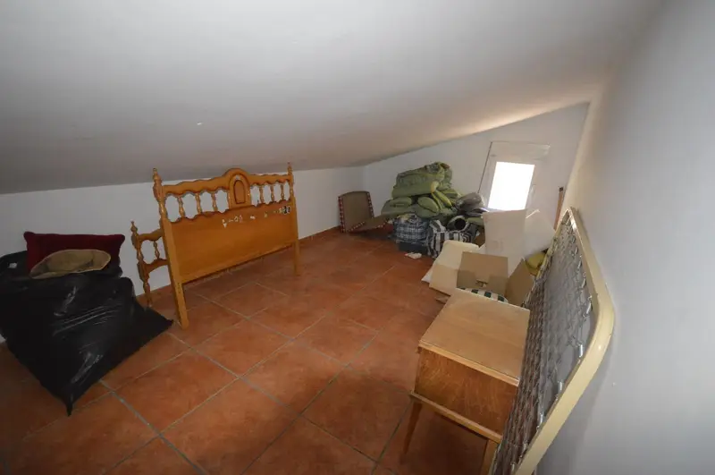 Chalet en Castalla Alicante 6 dormitorios 3 banos gran jardin