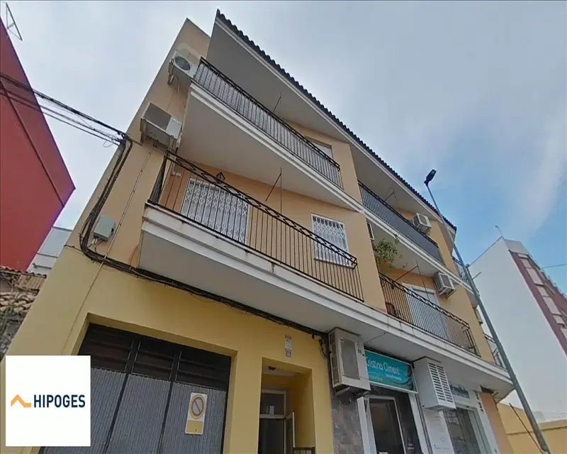 Piso 112m2 3 habitaciones 2 baños Llombai
