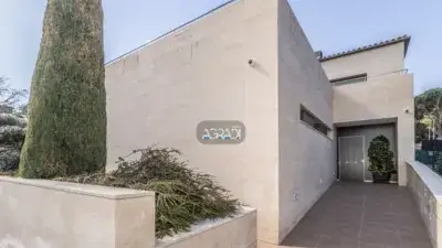 Chalet de Lujo 5 Suites Piscina Jardin Cerca Barcelona