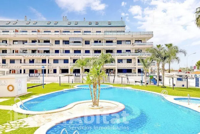 Apartamento con Piscina y Terraza en El Montgó Denia