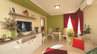 Piso en venta en Calle de Matilde Peñaranda, 122, cerca de Calle Santa Petra