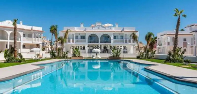 Apartamento en Venta Quesada - Planta Baja con Jardin Privado