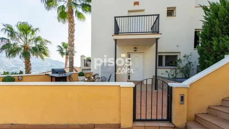 Chalet en Venta Velilla Almunecar 4 Dormitorios 2 Banos