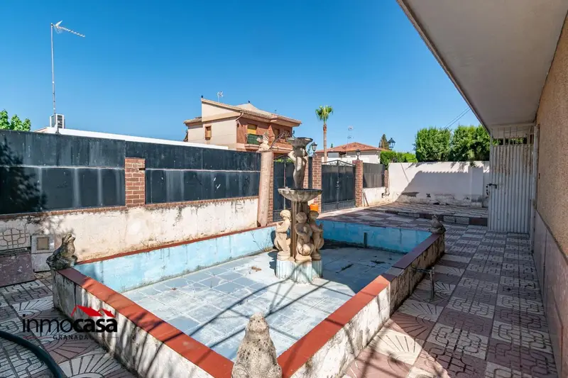 Chalet en Venta Ogíjares Gran Parcela Piscina Ideal Familias
