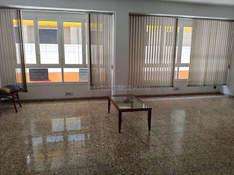 Local Comercial en Venta en Elda Centro