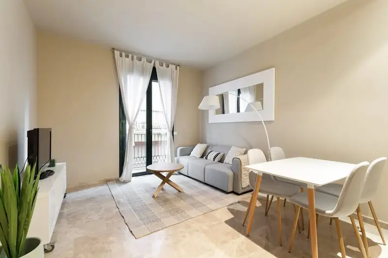 Apartamento en alquiler en Carrer de la Merc	