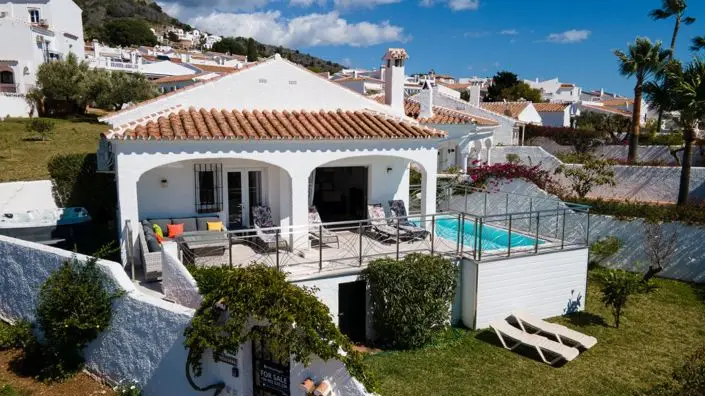 Villa en Venta San Juan de Capistrano 2 Dormitorios Piscina Privada