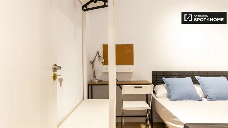 Apartamento 5 Dormitorios 2 Baños Barcelona