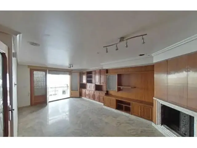 Piso En Venta De 4 Habitaciones Calle Sant Pere