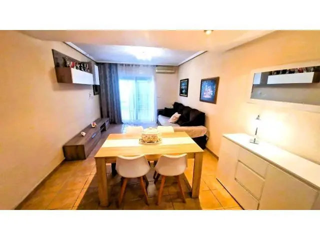 ¡Casa Adosada De Dos Plantas (100 M²), Amplia Terraza Privada, Jardín Comunitario Y Gran Piscina!