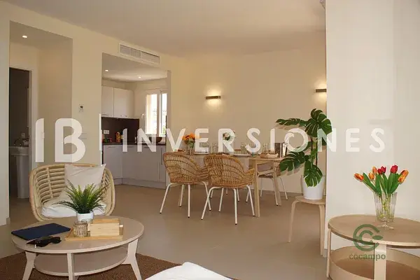 Villa de Lujo en Sa Ràpita con Piscinas y Pistas de Tenis