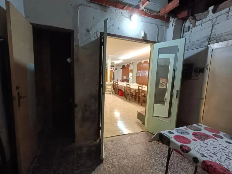 Venta Local Comercial Pardiñas Lleida 129m2