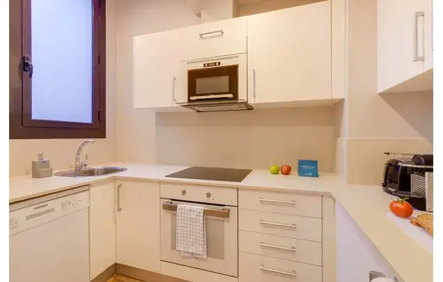 Apartamento 5 Dormitorios 55m2 Barcelona Alquiler Temporada Media Larga