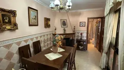 Casa adosada en venta en Calle del Ciprés