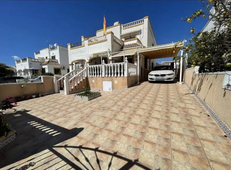 Villa 3 Dormitorios Playa Flamenca Cerca Playa Golf