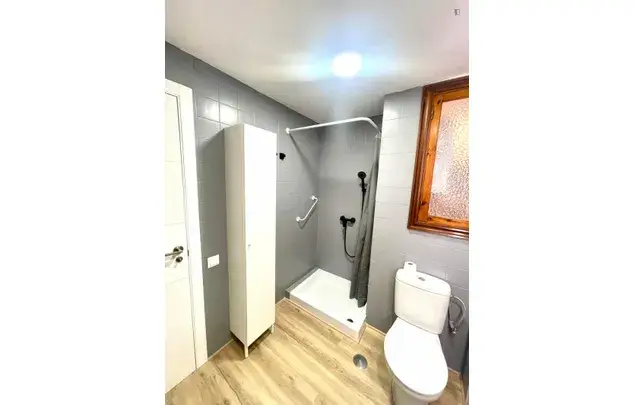Apartamento 5 Dormitorios Alicante Estudiantes Trabajadores