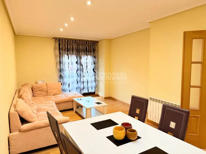 Piso en Venta Sese	ña con Terraza Garaje y Trastero