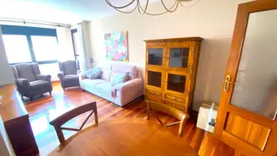 Piso en Venta en Urbanizaci
ón Privada en Castro Urdiales