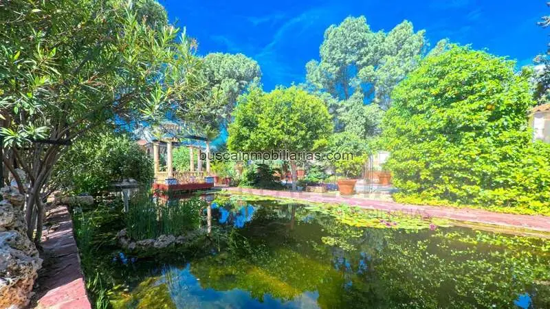 Chalet en Venta San Vicente del Raspeig 6 Dormitorios Piscina Jardin