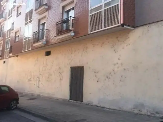 Local Comercial en Venta Ponferrada 605m2