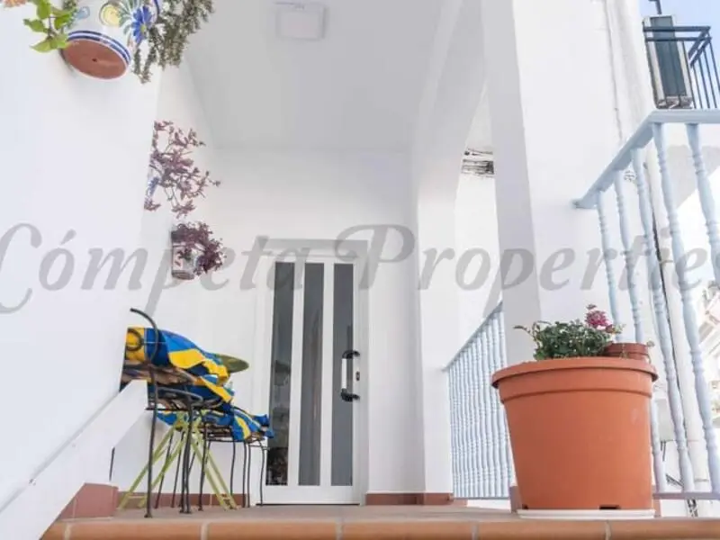 Apartamento Reformado en Competa 2 Dormitorios